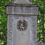grave statue - Nordfriedhof